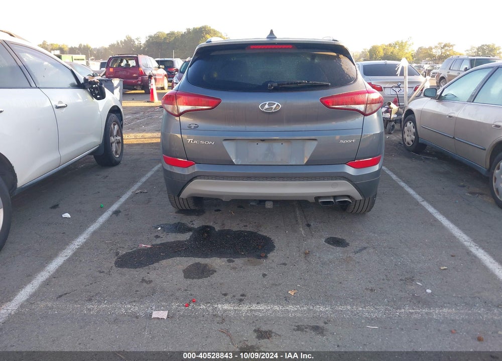 2018 HYUNDAI TUCSON SPORT VIN: KM8J33AL1JU731645