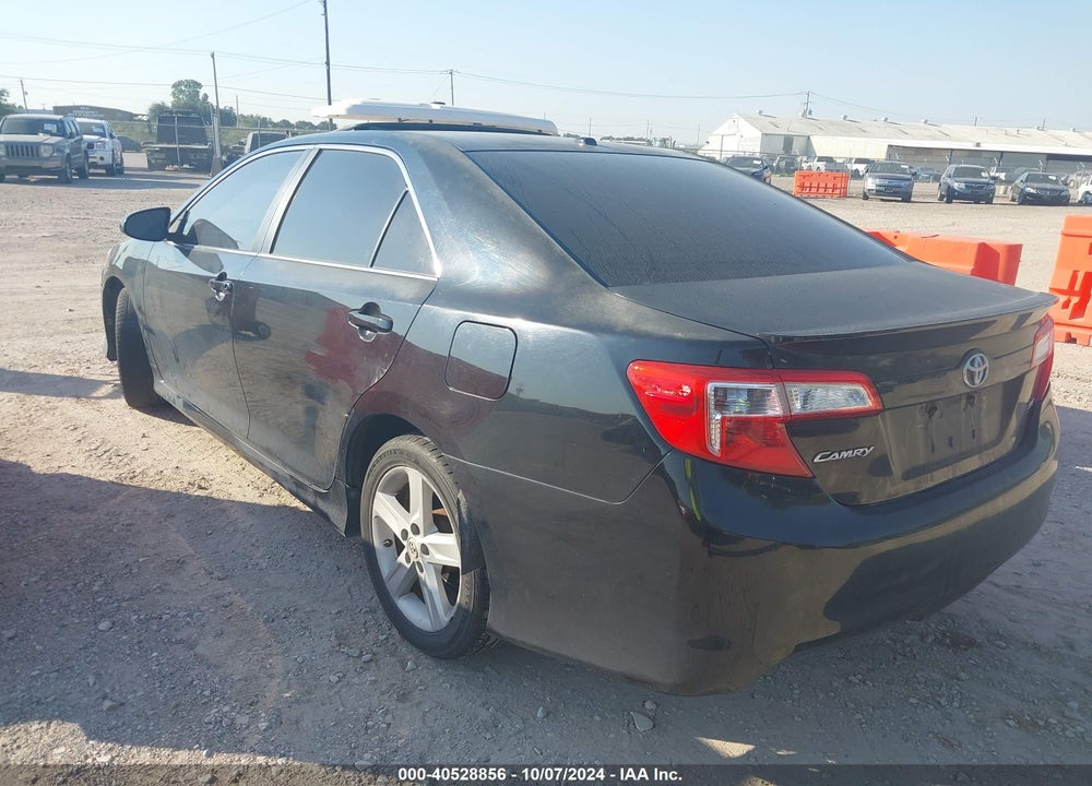 2012 TOYOTA CAMRY SE VIN: 4T1BF1FK0CU040495