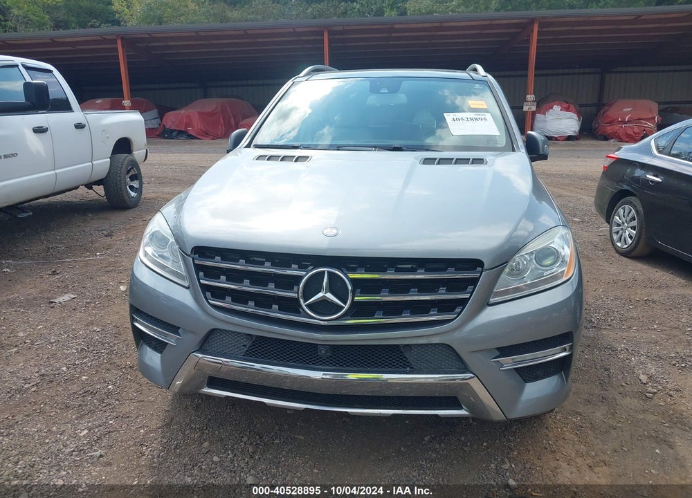 2015 MERCEDES-BENZ M-CLASS ML 400 VIN: 4JGDA5GB8FA535403