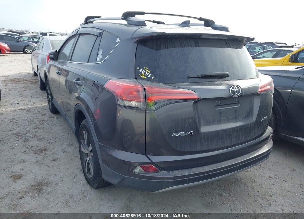2017 TOYOTA RAV4 XLE VIN: 2T3WFREV1HW391734