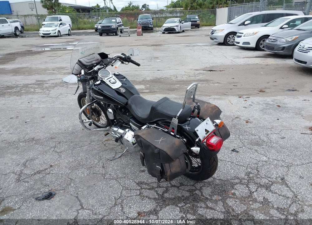 2012 HARLEY-DAVIDSON FXDC DYNA SUPER GLIDE VIN: 1HD1GV415CC304345