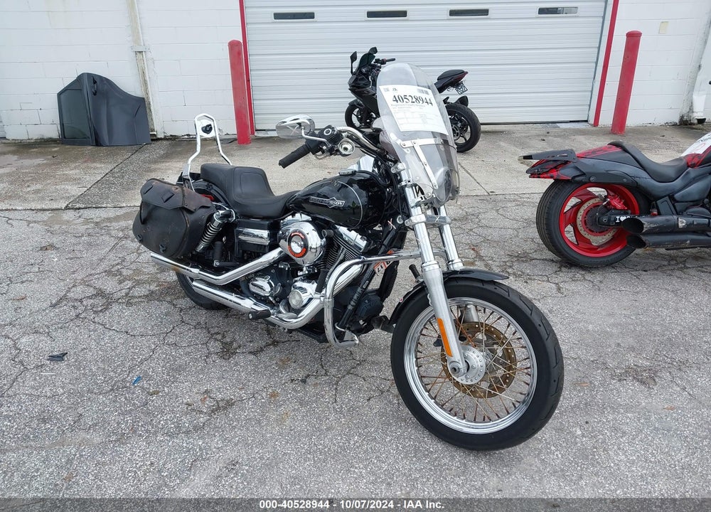 2012 HARLEY-DAVIDSON FXDC DYNA SUPER GLIDE VIN: 1HD1GV415CC304345
