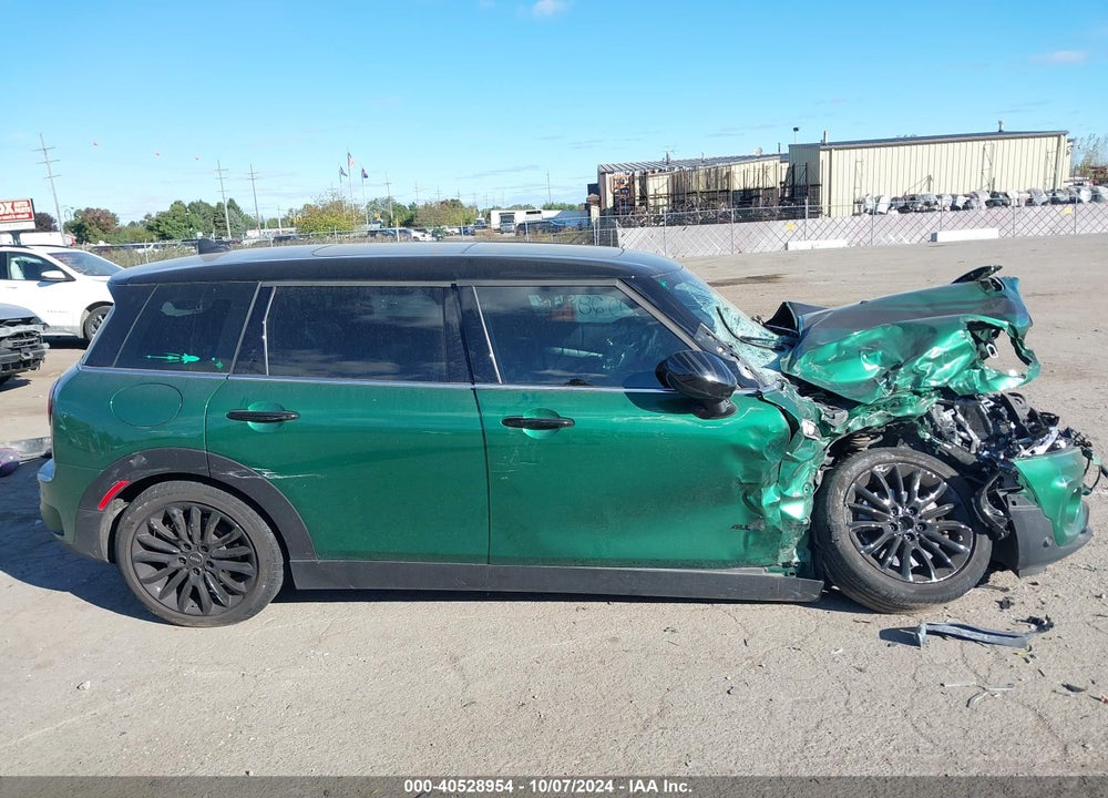 2024 MINI CLUBMAN COOPER S VIN: WMWXJ1C09R2U37569