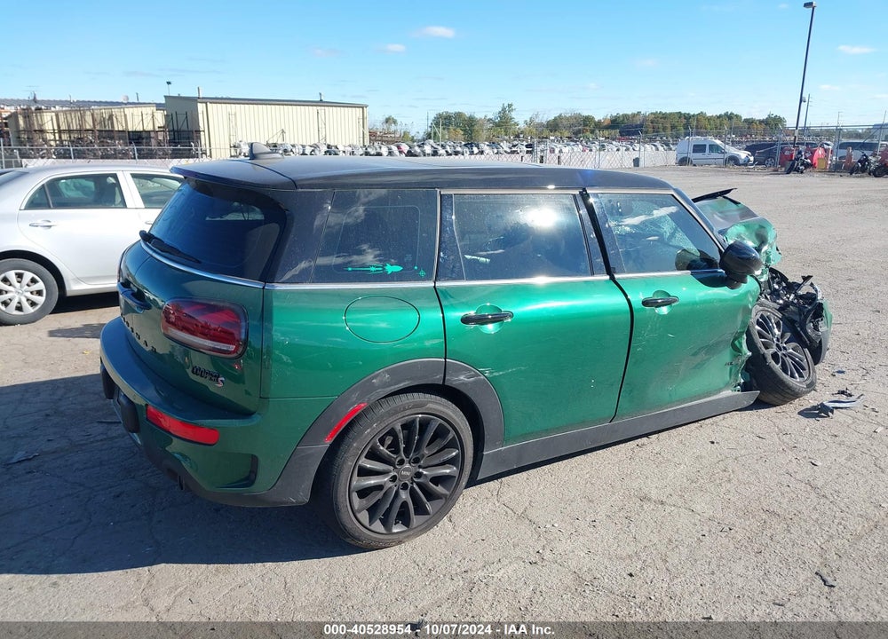 2024 MINI CLUBMAN COOPER S VIN: WMWXJ1C09R2U37569