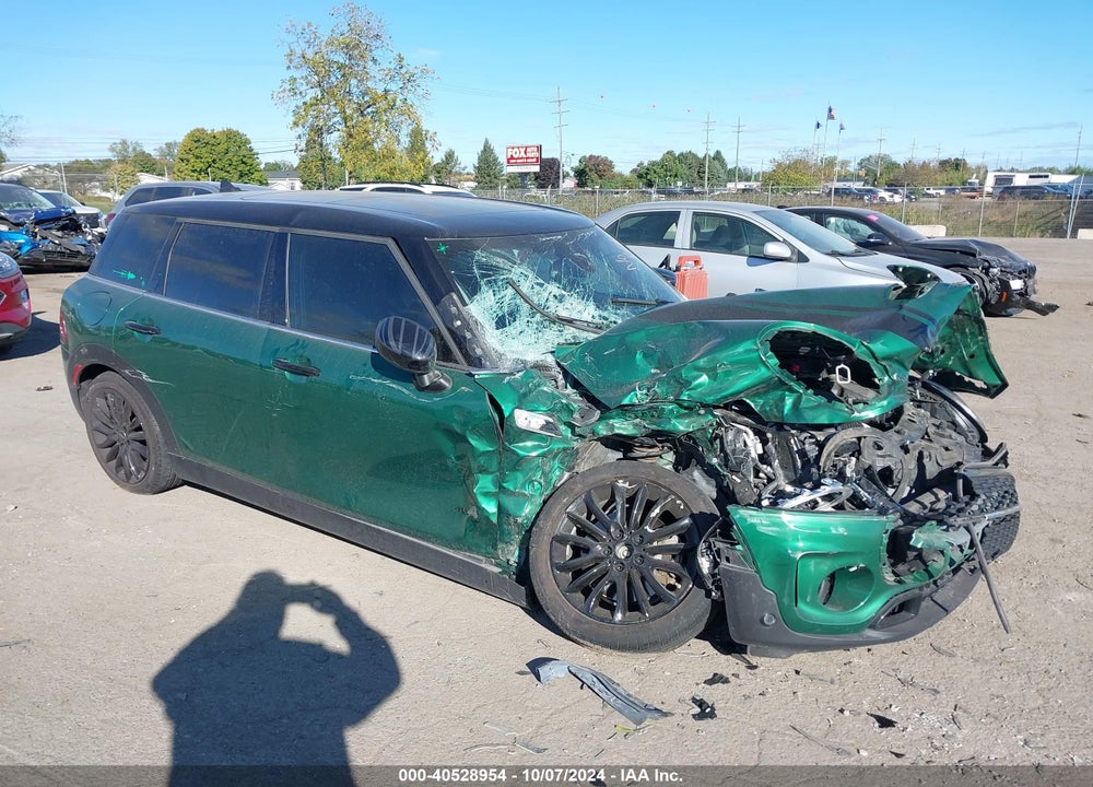 2024 MINI CLUBMAN COOPER S VIN: WMWXJ1C09R2U37569