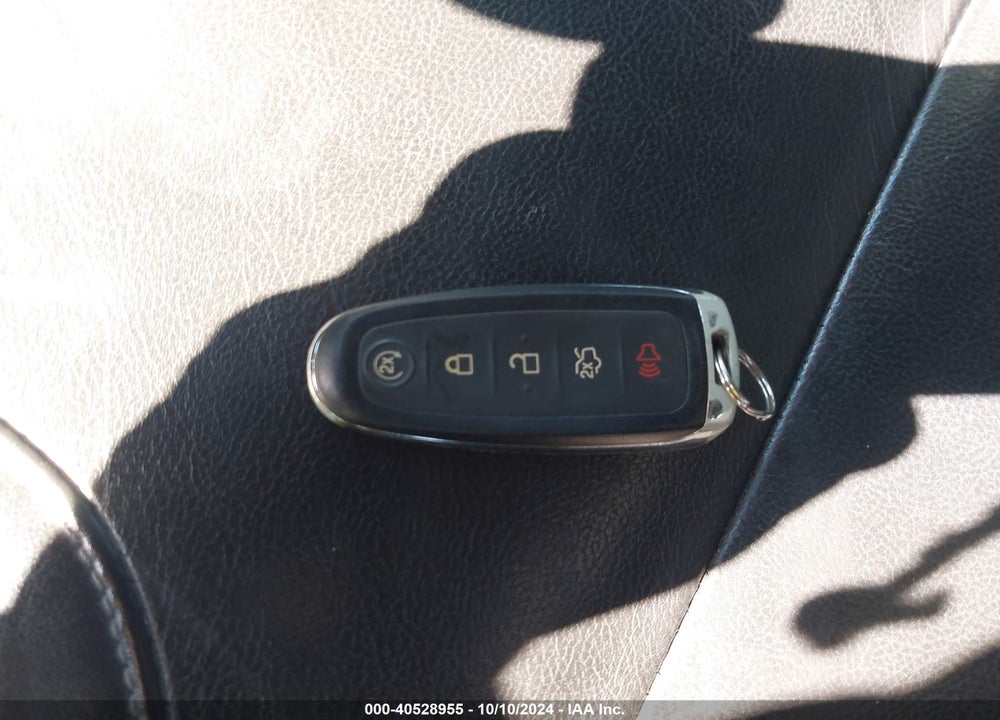 2016 FORD TAURUS SEL VIN: 1FAHP2E8XGG137964