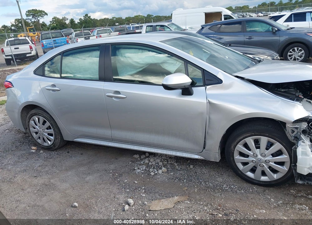 2022 TOYOTA COROLLA LE VIN: JTDEPMAE8N3027018