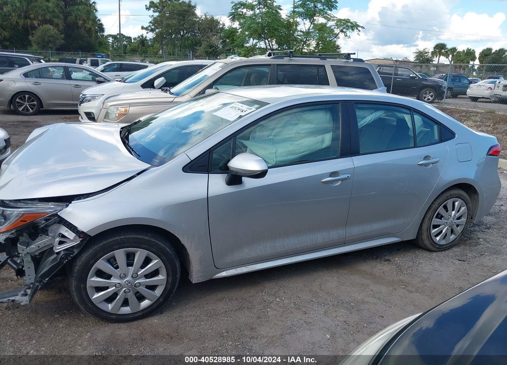 2022 TOYOTA COROLLA LE VIN: JTDEPMAE8N3027018