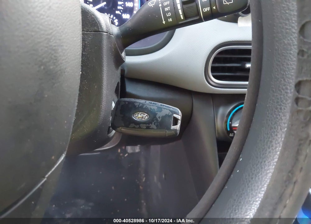 2020 HYUNDAI KONA SE VIN: KM8K12AA9LU447167