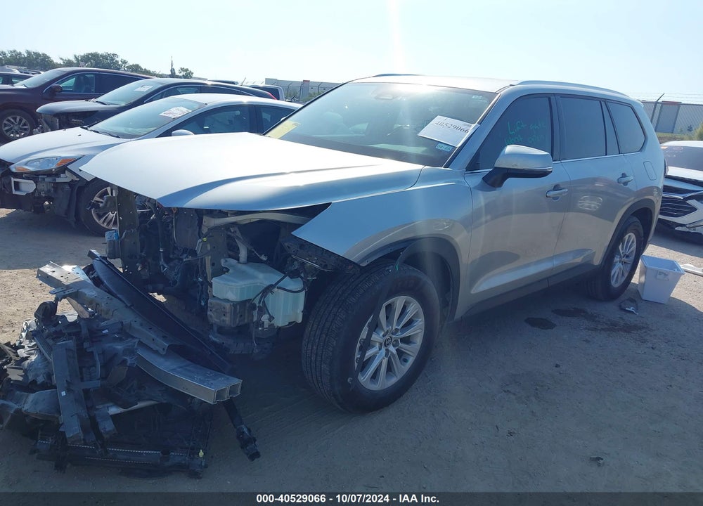 2024 TOYOTA GRAND HIGHLANDER XLE VIN: 5TDAAAA56RS002492