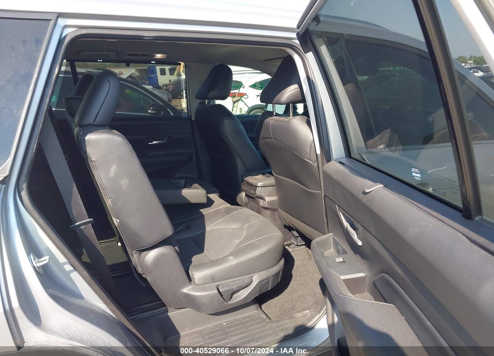 2024 TOYOTA GRAND HIGHLANDER XLE VIN: 5TDAAAA56RS002492