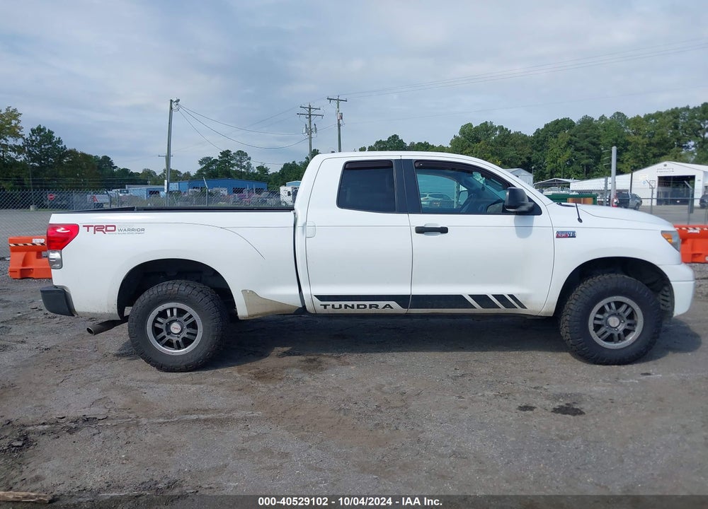 2009 TOYOTA TUNDRA GRADE 5.7L V8 VIN: 5TFBV54109X086747