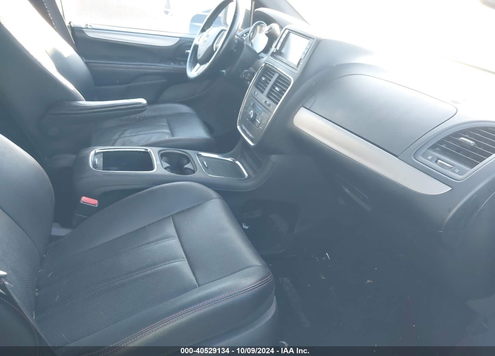 2016 DODGE GRAND CARAVAN R/T VIN: 2C4RDGEG3GR379859