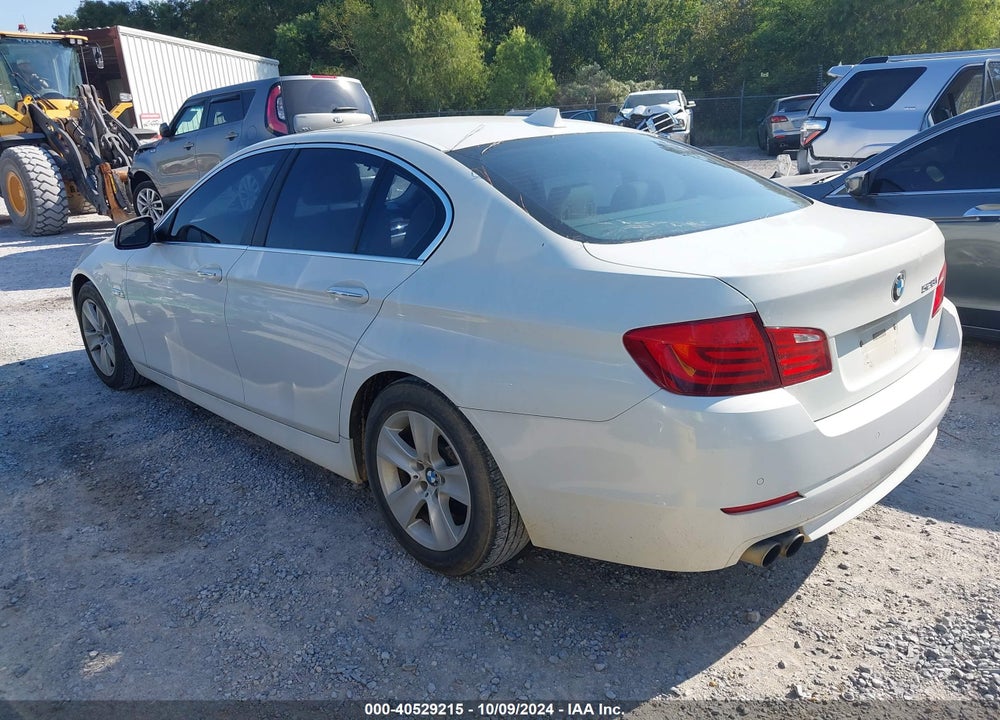2011 BMW 528I VIN: WBAFR1C53BDS36471