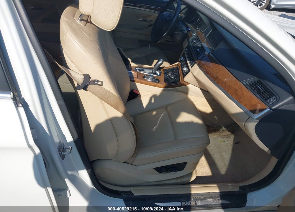 2011 BMW 528I VIN: WBAFR1C53BDS36471