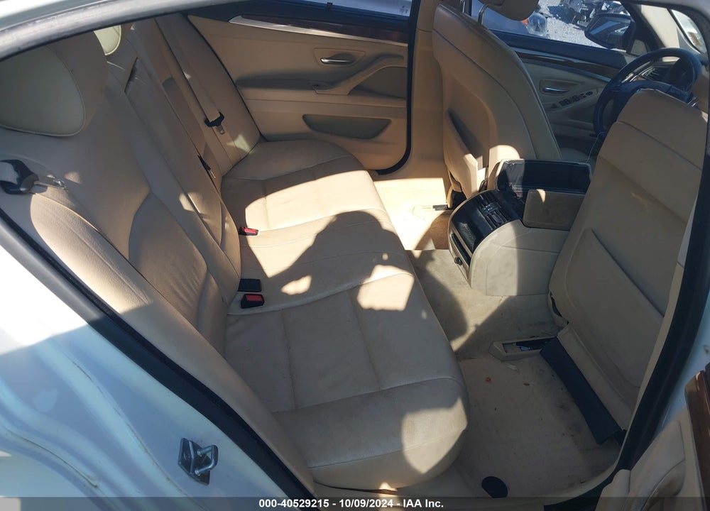2011 BMW 528I VIN: WBAFR1C53BDS36471
