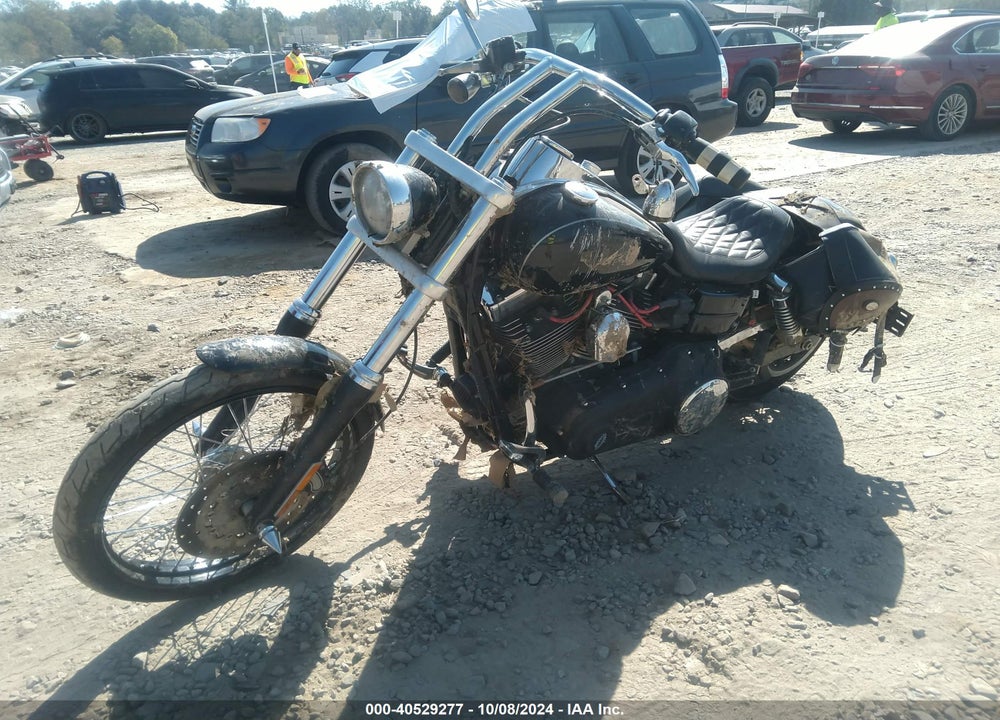 2011 HARLEY-DAVIDSON FXDWG VIN: 1HD1GP410BC308295