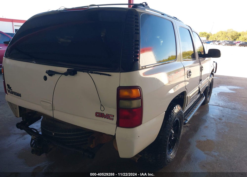 2002 GMC YUKON SLE VIN: 1GKEK13Z32R285537