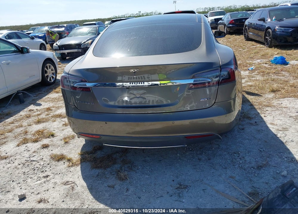 2015 TESLA MODEL S 70D/85D/P85D VIN: 5YJSA1H28FF082619