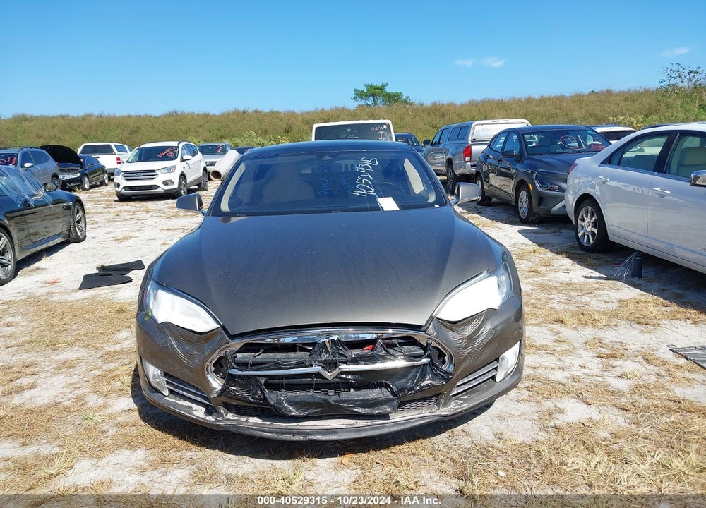 2015 TESLA MODEL S 70D/85D/P85D VIN: 5YJSA1H28FF082619