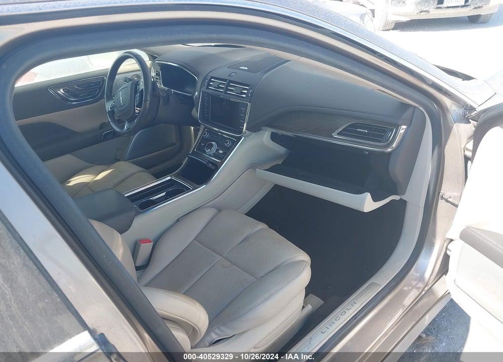 2018 LINCOLN CONTINENTAL RESERVE VIN: 1LN6L9RP6J5616890