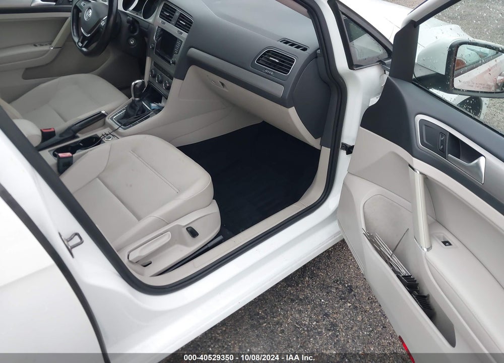 2015 VOLKSWAGEN GOLF TSI SE 4-DOOR VIN: 3VW217AU9FM000985