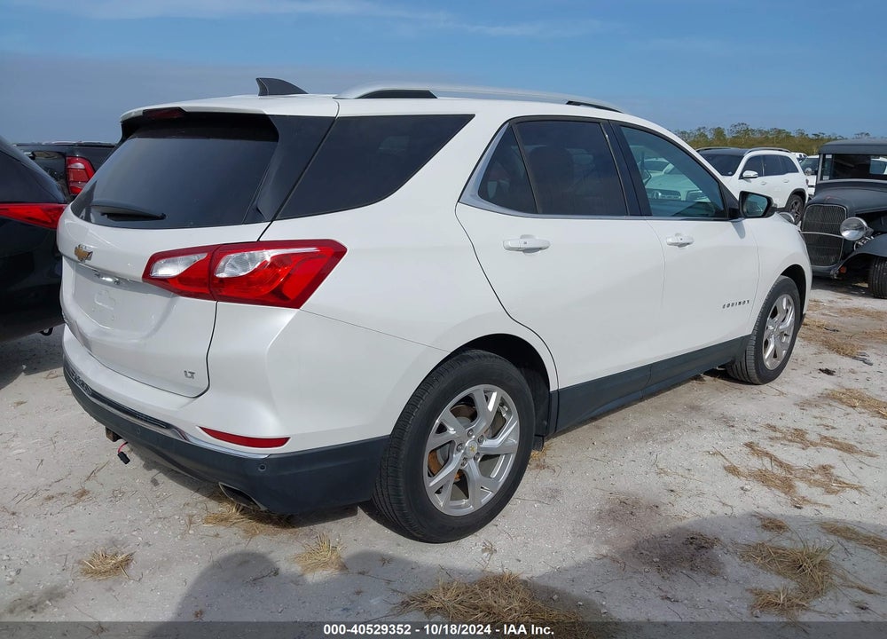 2018 CHEVROLET EQUINOX LT VIN: 2GNAXKEX2J6345435