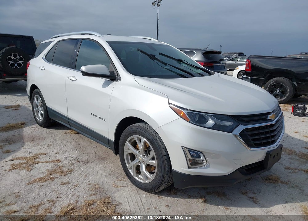 2018 CHEVROLET EQUINOX LT VIN: 2GNAXKEX2J6345435