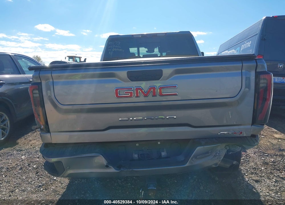 2024 GMC SIERRA 3500HD 4WD  STANDARD BED AT4 VIN: 1GT49VE7XRF165798
