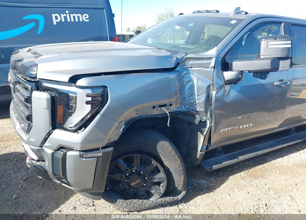 2024 GMC SIERRA 3500HD 4WD  STANDARD BED AT4 VIN: 1GT49VE7XRF165798