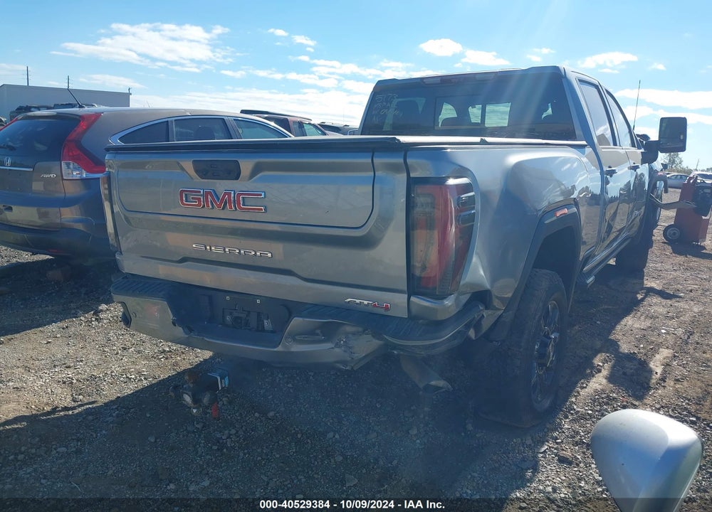 2024 GMC SIERRA 3500HD 4WD  STANDARD BED AT4 VIN: 1GT49VE7XRF165798