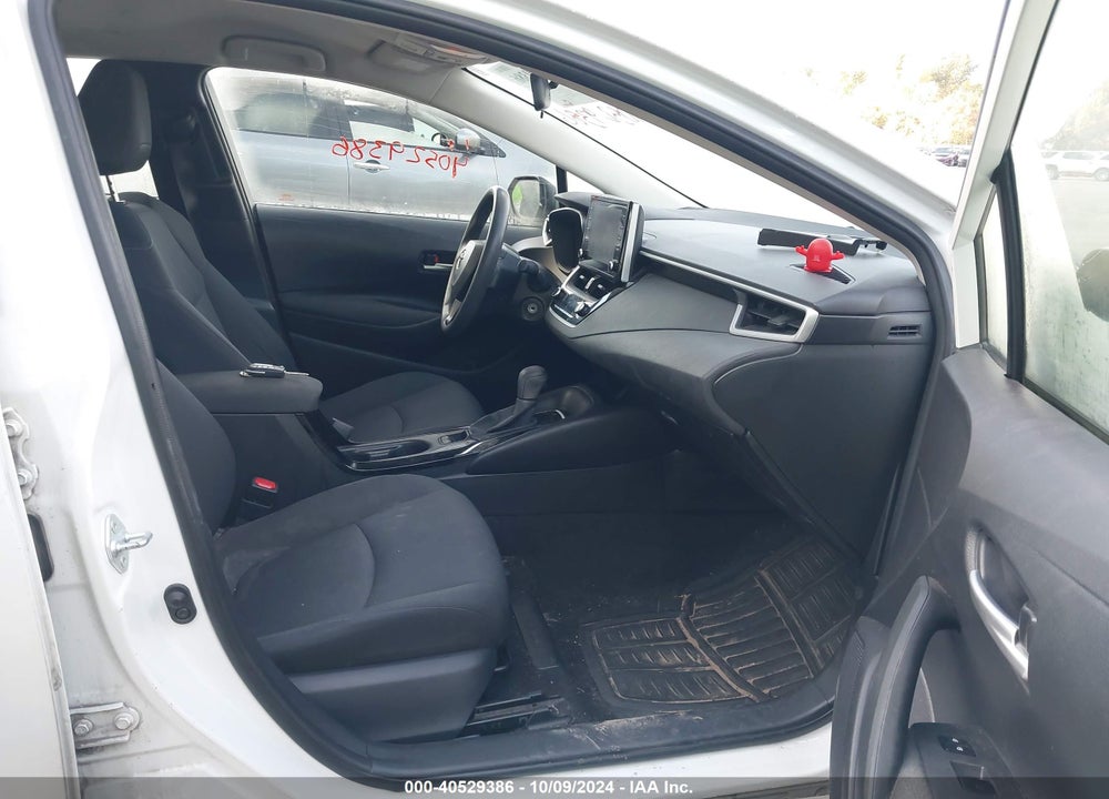 2020 TOYOTA COROLLA LE VIN: JTDEPRAE3LJ042760