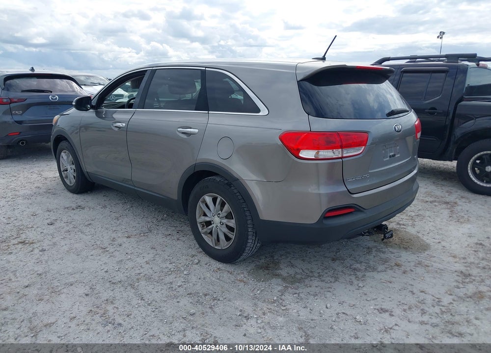 2016 KIA SORENTO 2.4L L VIN: 5XYPG4A30GG167313