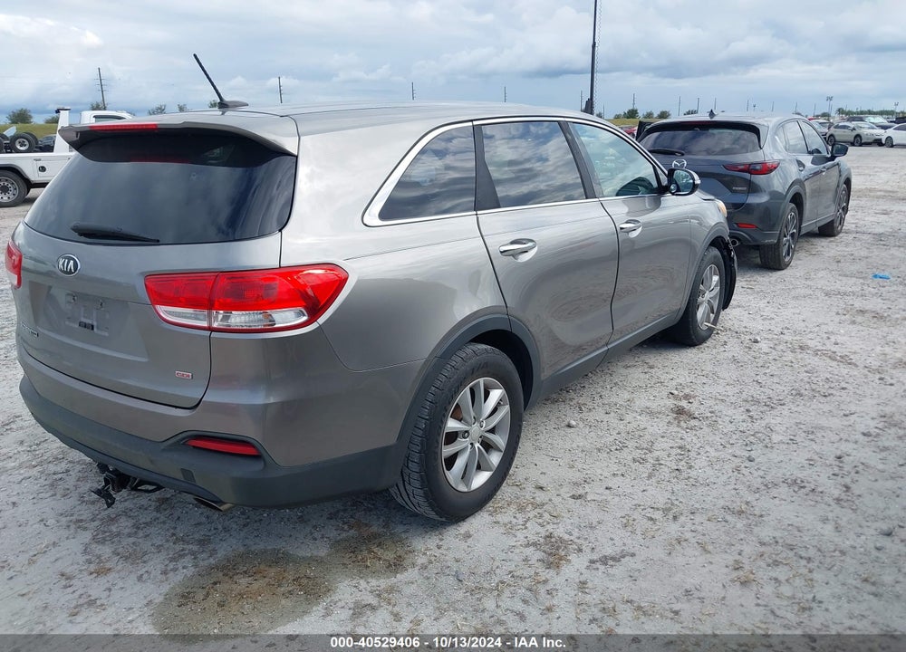 2016 KIA SORENTO 2.4L L VIN: 5XYPG4A30GG167313