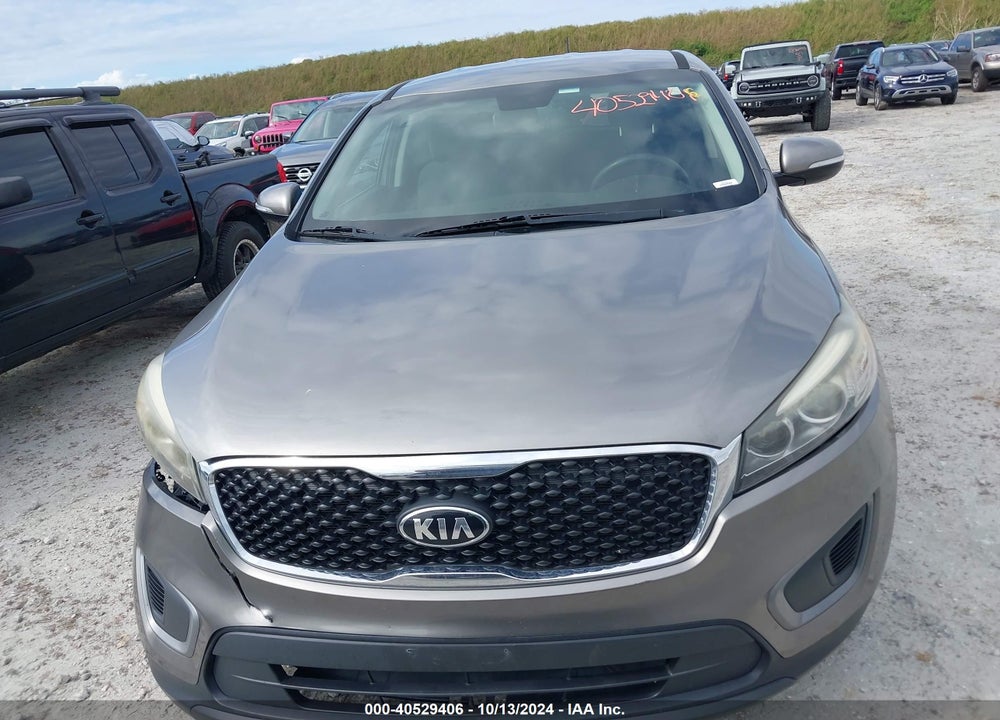 2016 KIA SORENTO 2.4L L VIN: 5XYPG4A30GG167313