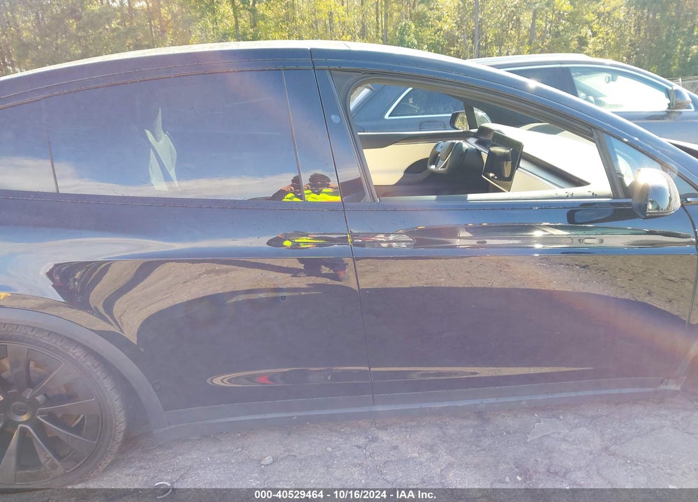 2022 TESLA MODEL X VIN: 7SAXCDE58NF364034