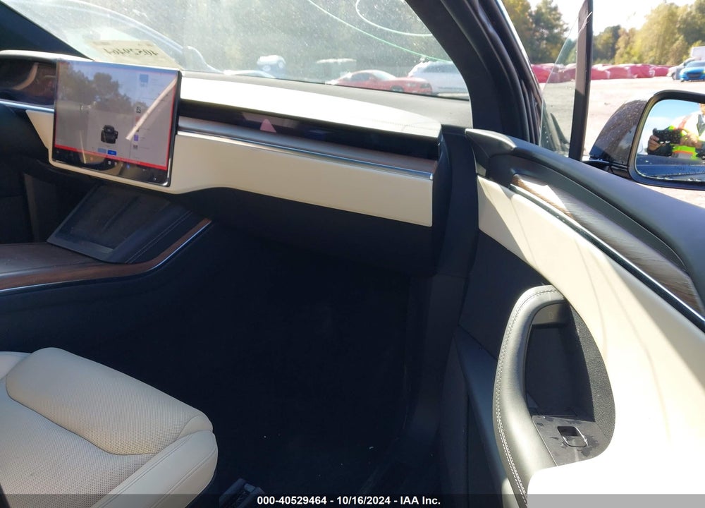 2022 TESLA MODEL X VIN: 7SAXCDE58NF364034