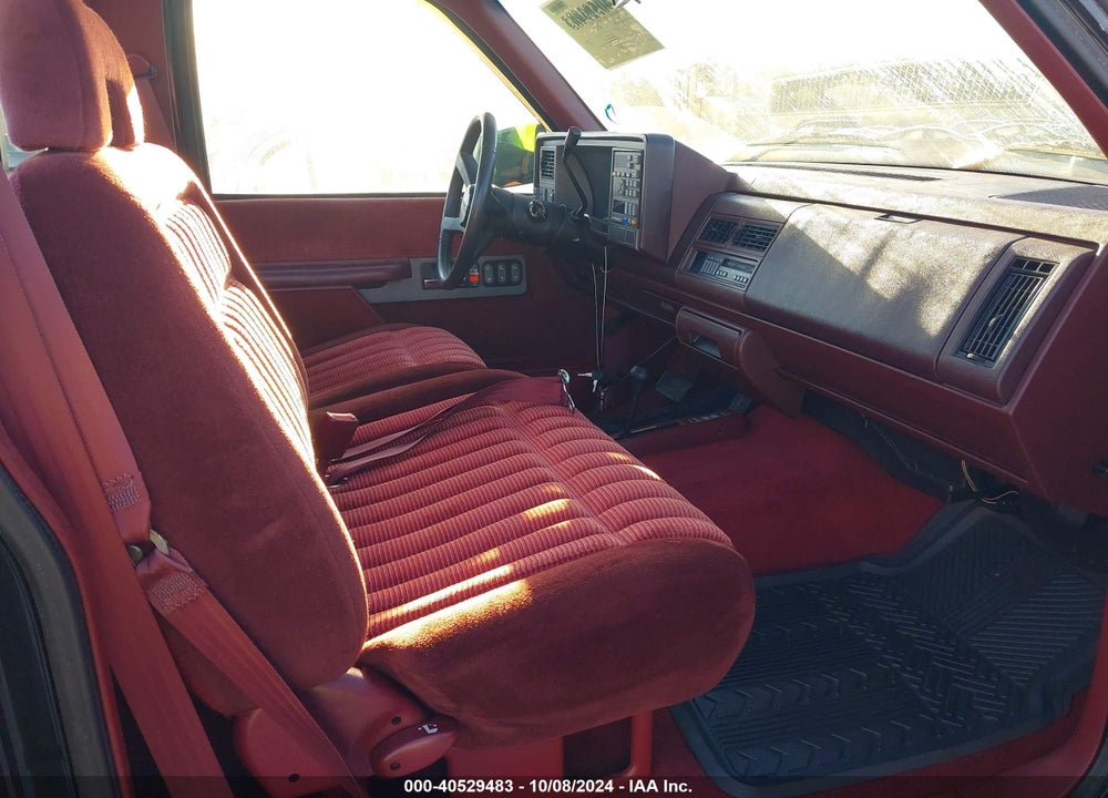 1993 CHEVROLET GMT-400 C1500 VIN: 1GCEC14K6PE120848