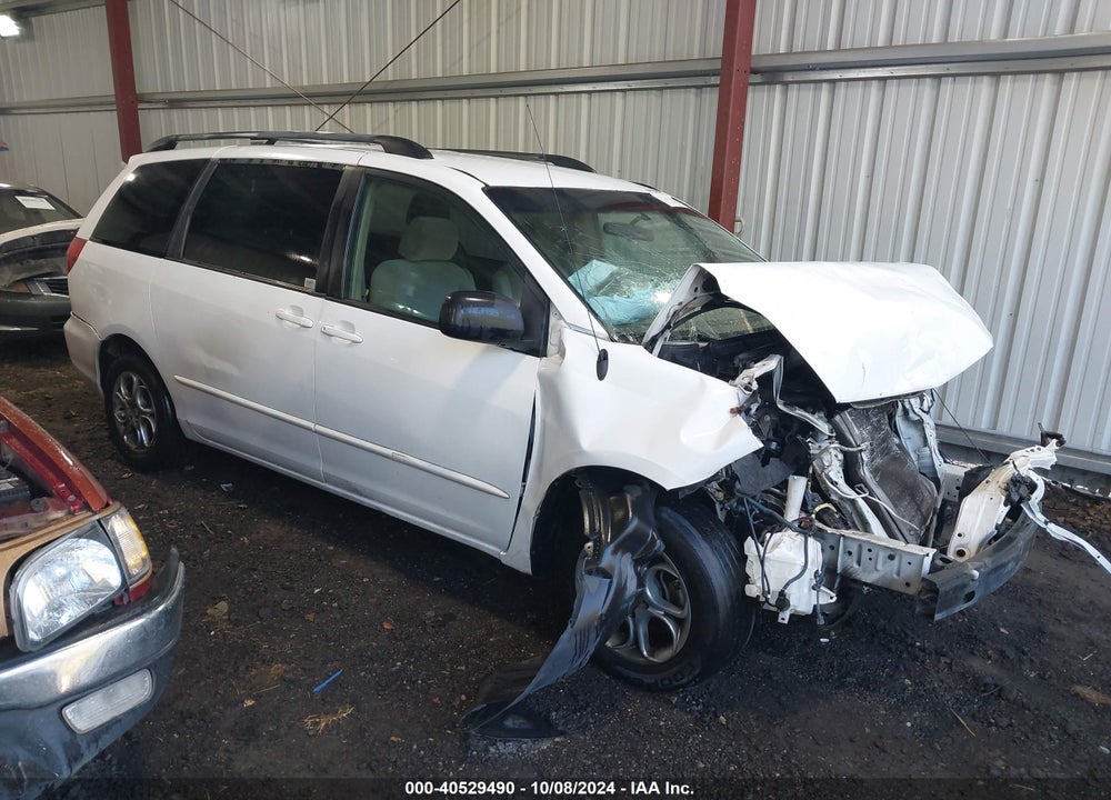 2004 TOYOTA SIENNA LE VIN: 5TDZA23C34S048388