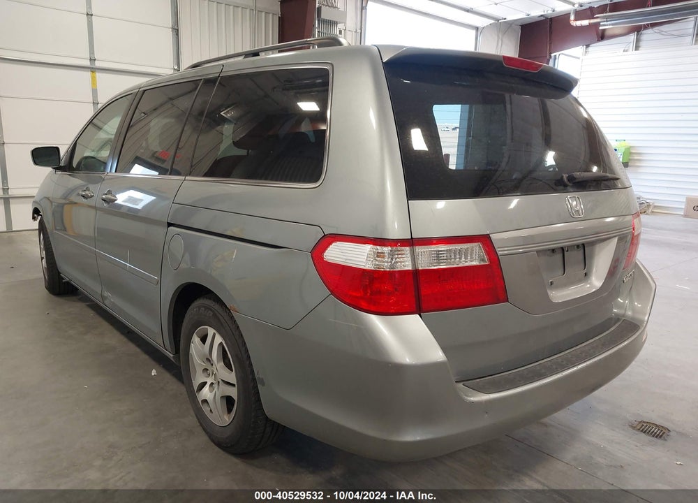 2005 HONDA ODYSSEY EX-L VIN: 5FNRL38605B033467