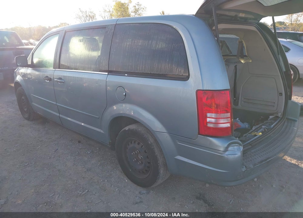2008 CHRYSLER TOWN & COUNTRY LX VIN: 2A8HR44H78R603988