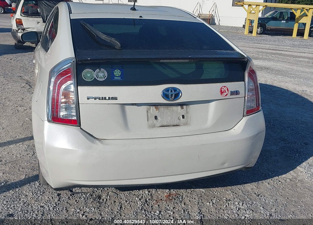 2015 TOYOTA PRIUS TWO VIN: JTDKN3DU2F0409389