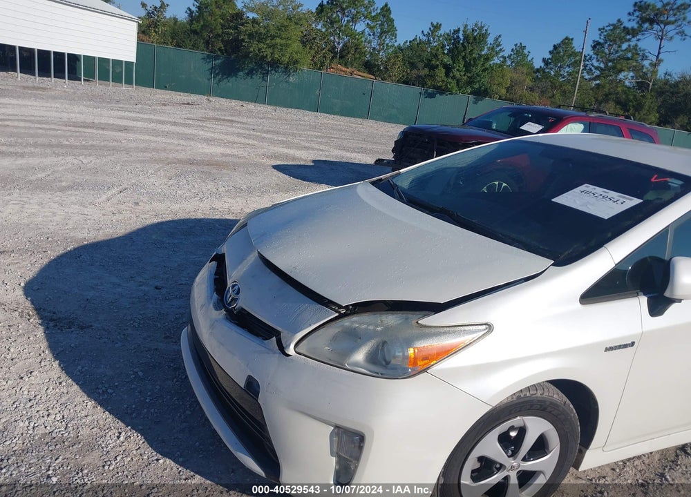2015 TOYOTA PRIUS TWO VIN: JTDKN3DU2F0409389