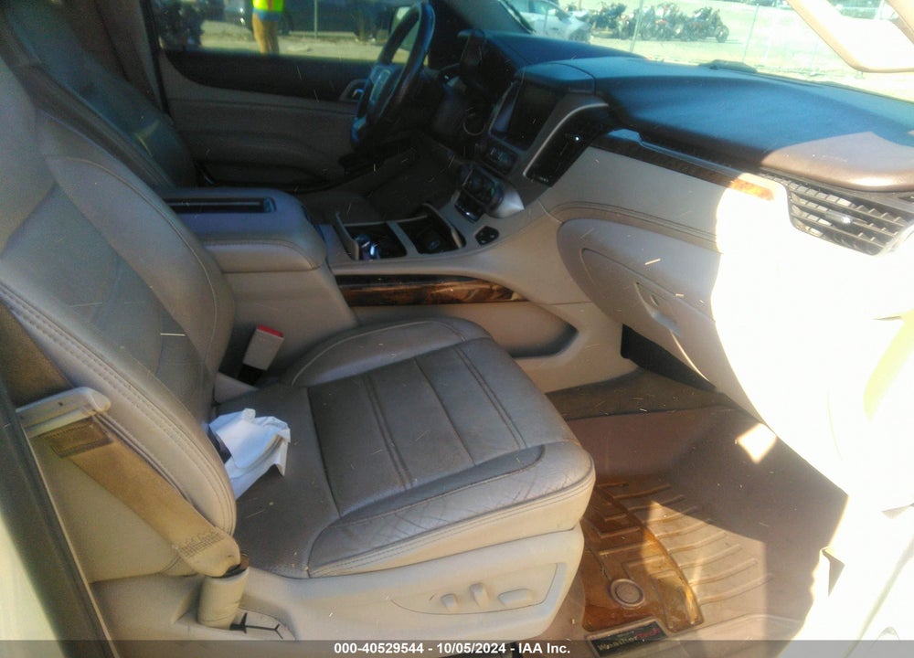 2015 GMC YUKON XL 1500 DENALI VIN: 1GKS2JKJ5FR217356