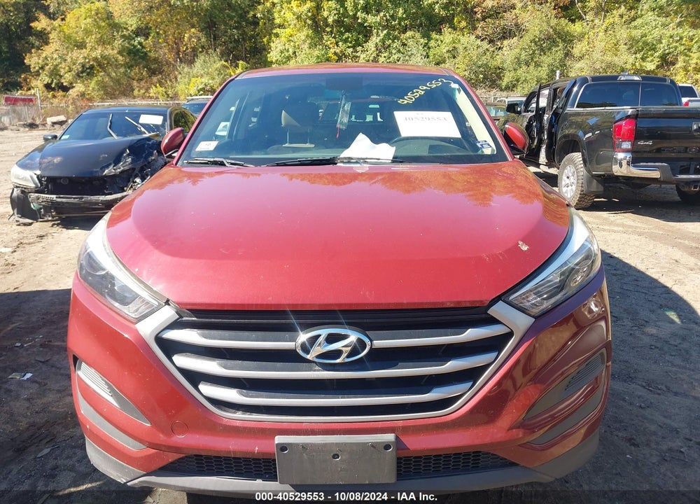 2018 HYUNDAI TUCSON SE VIN: KM8J2CA43JU766232