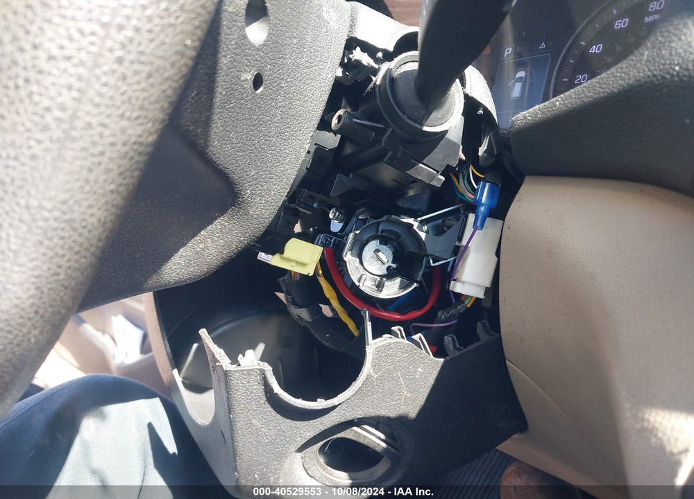 2018 HYUNDAI TUCSON SE VIN: KM8J2CA43JU766232