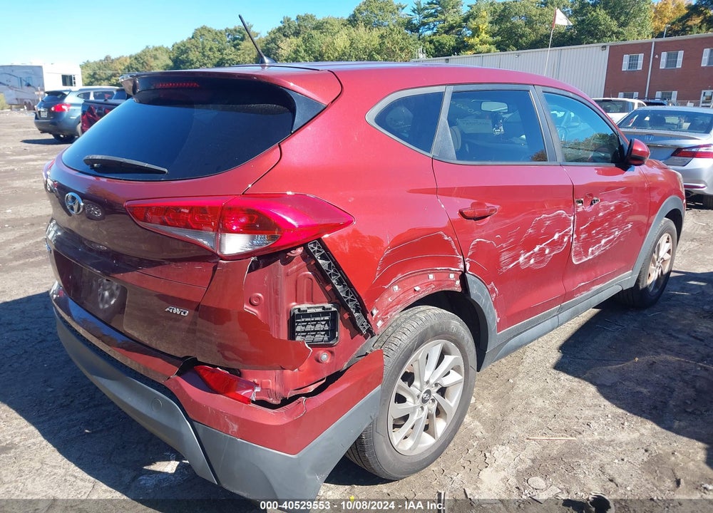 2018 HYUNDAI TUCSON SE VIN: KM8J2CA43JU766232