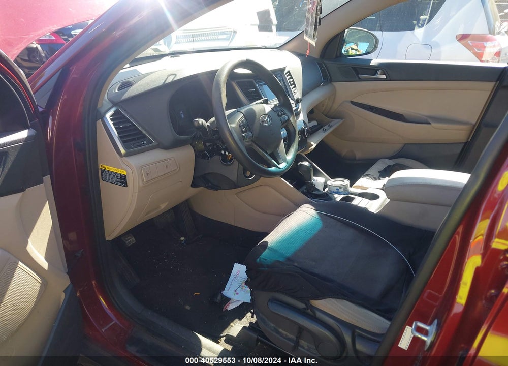 2018 HYUNDAI TUCSON SE VIN: KM8J2CA43JU766232