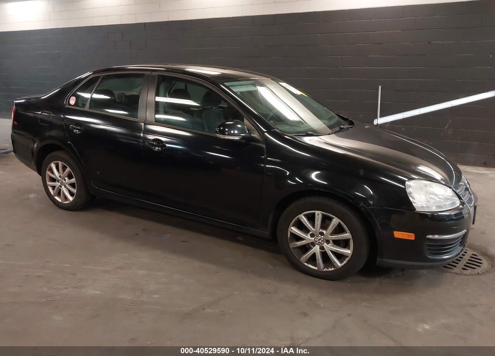 2010 VOLKSWAGEN JETTA LIMITED EDITION VIN: 3VWRZ7AJXAM157043