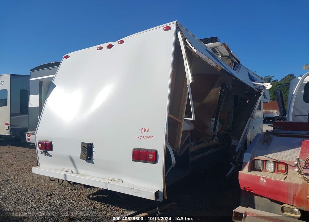 2007 COACHMEN EXPRESS CUTAWAY VIN: 1GBJG31U251246332